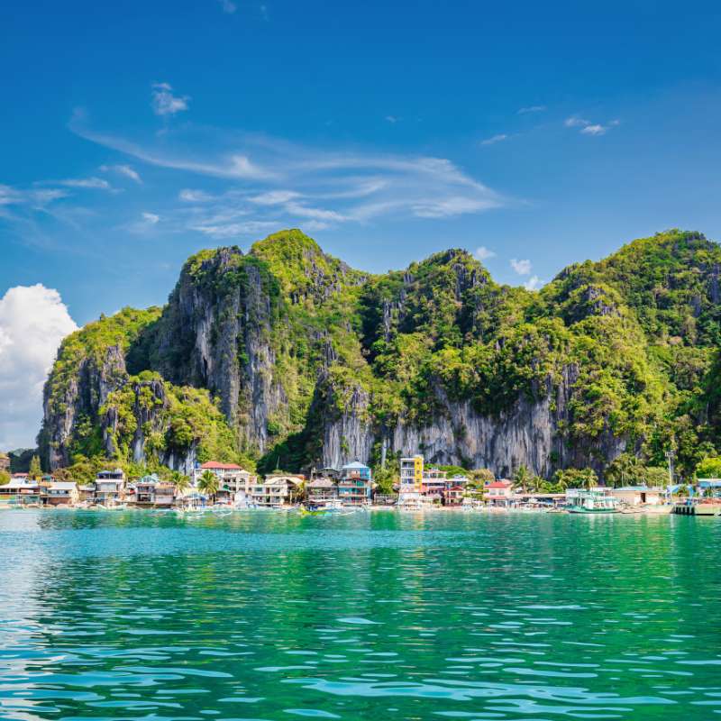 El Nido limestone cliffs and lagoons