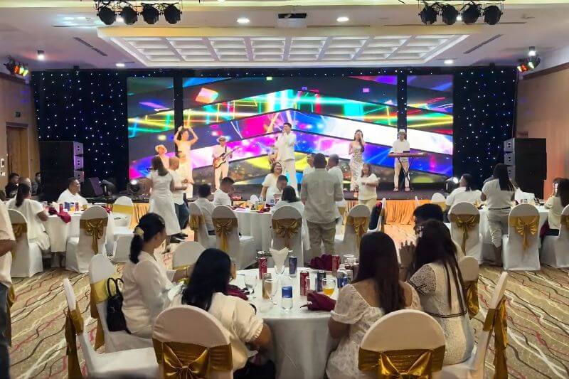 Awards night gala execution for Singapore corporate group in Central Vietnam — stage, AV, lighting