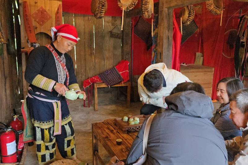 Red Dzao community restaurant Sapa inspection