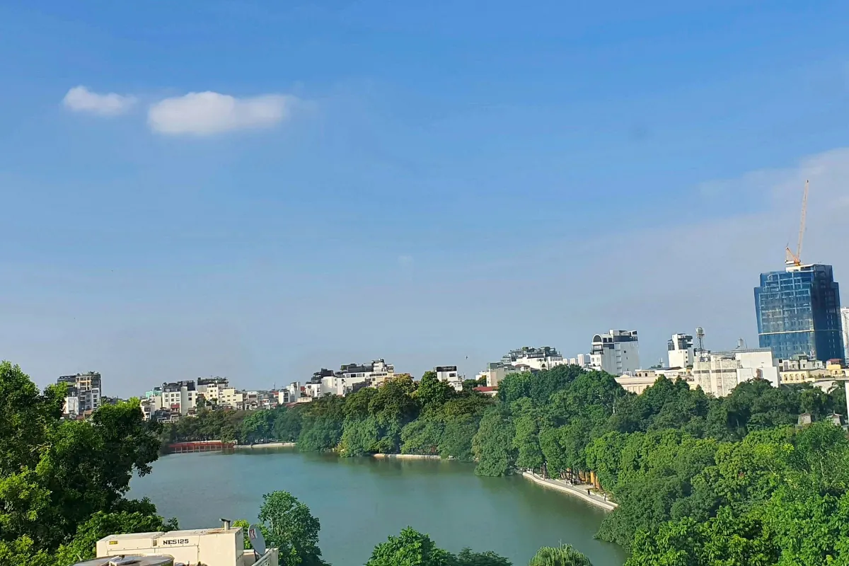 Hanoi: Hoan Kiem Lake and the Old Quarter