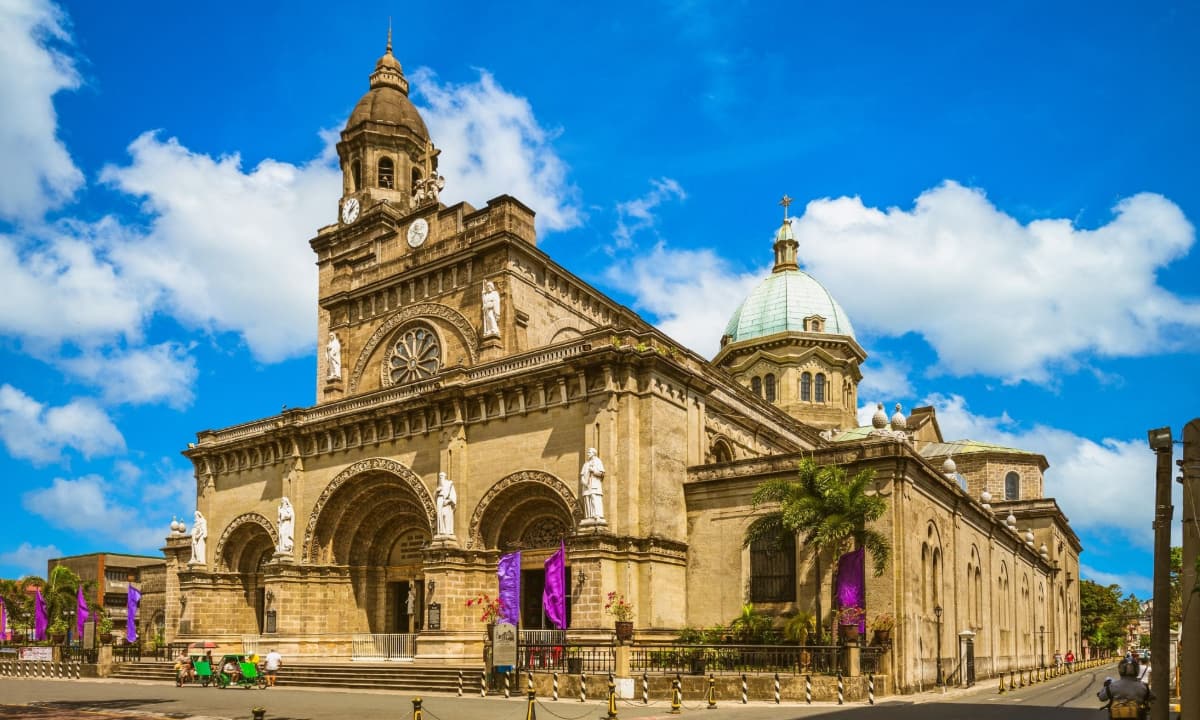 Nhà điều hành tour du lịch Việt Nam Intramuros, Manila