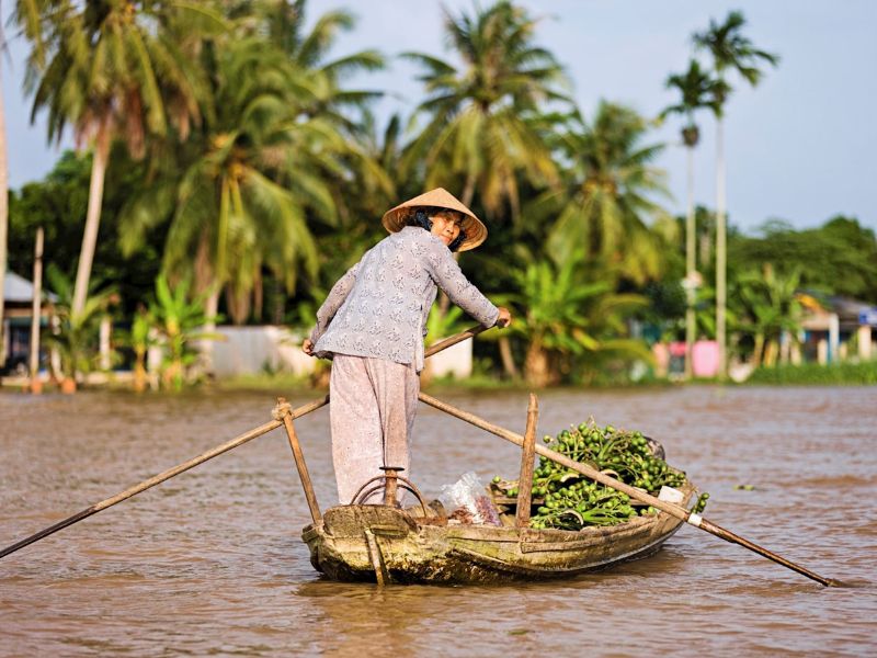 Mekong land and cruise program in Vietnam