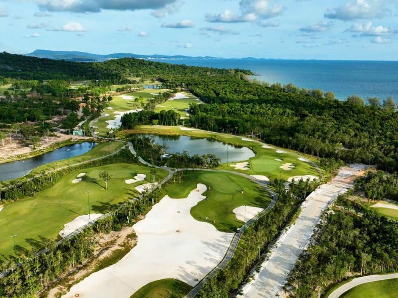 Phu Quoc golf travel program in Vietnam