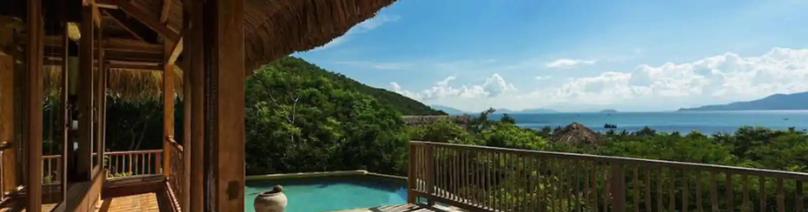 honeymoon-villa-deck.webp